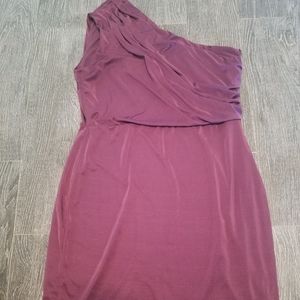 Burgandy one shoulder mid dress